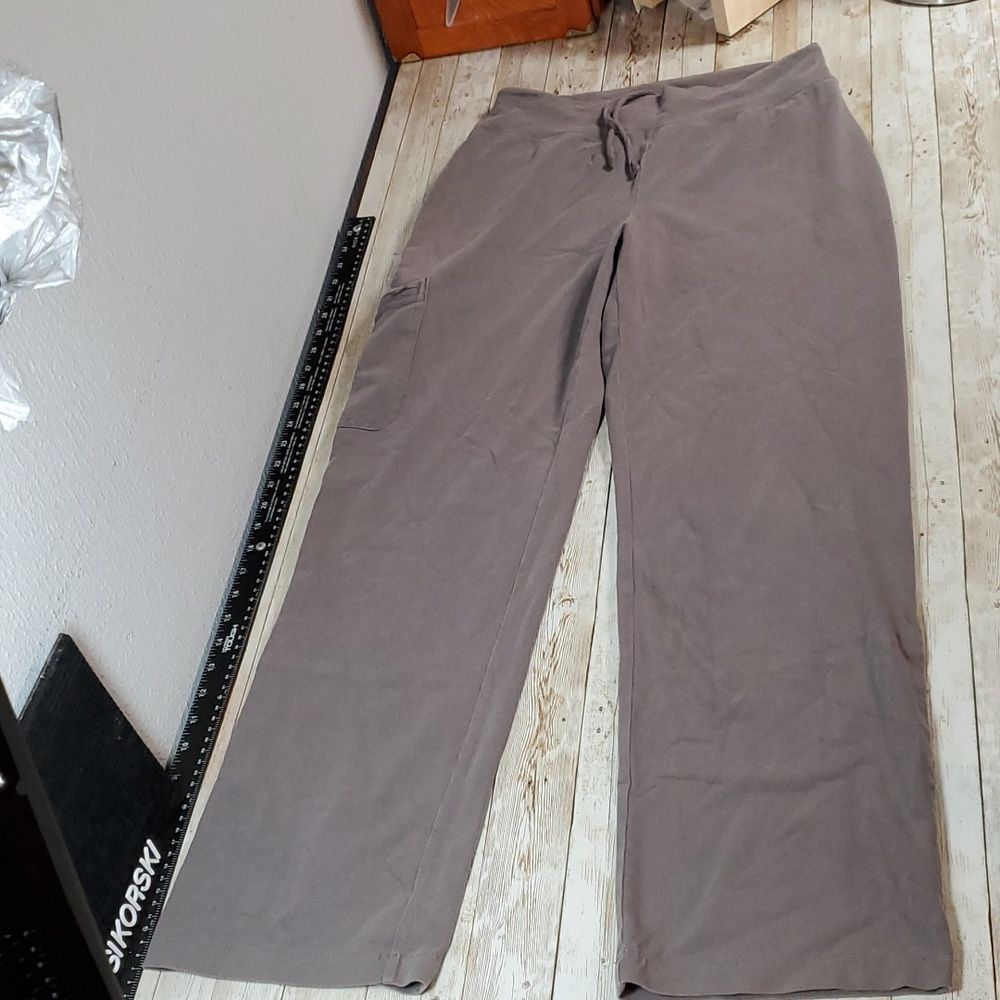 Duluth Trading Company Pull-On Cargo Pants 45022 Drawstring Waist Grey Comfy